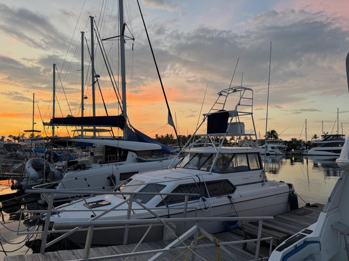 Regal Beagle 2BD Boat Experience – @ The Perry Marina