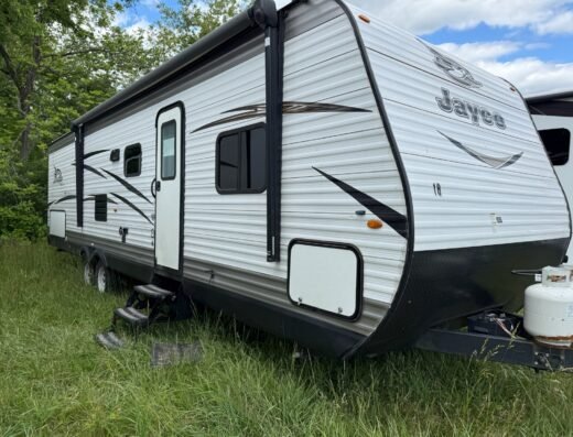 The Eagles Nest 5BD Family RV
